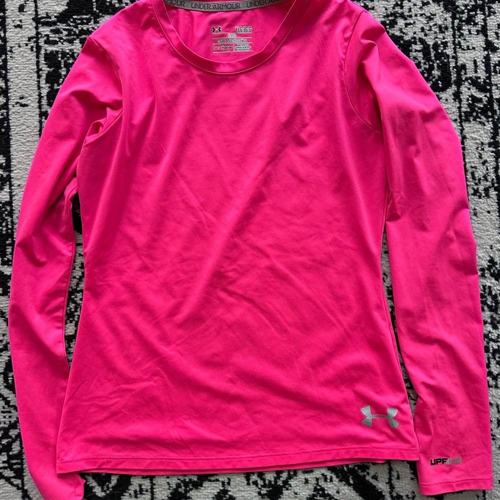 Colorful Athletic Apparel Set - Picture 8 of 9